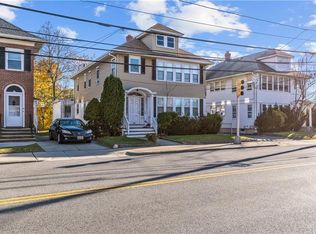 302 Pontiac Ave, Cranston, RI 02910