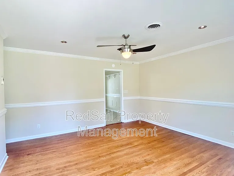 164 Mark Twain Dr — Photo 3