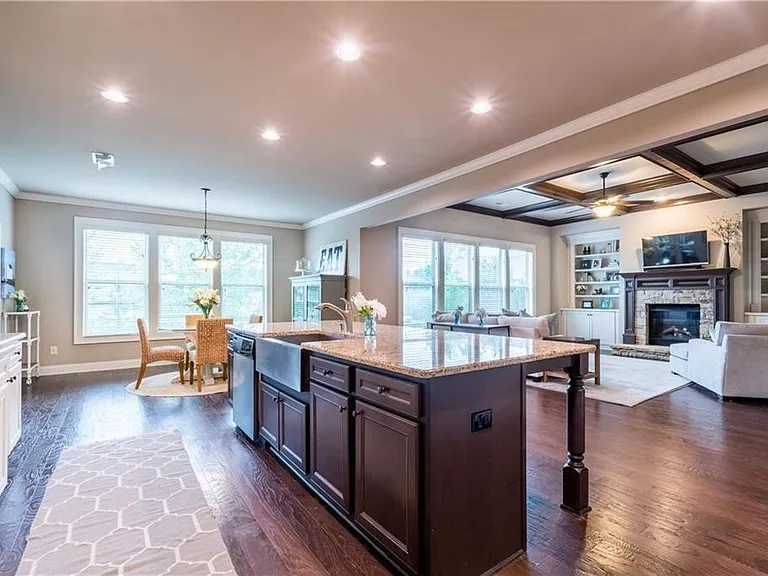 4719 Moon Hollow Ct — Photo 8
