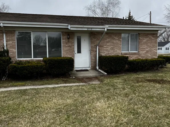 2111 Avalon Cir #2111, Bay City, MI 48708
