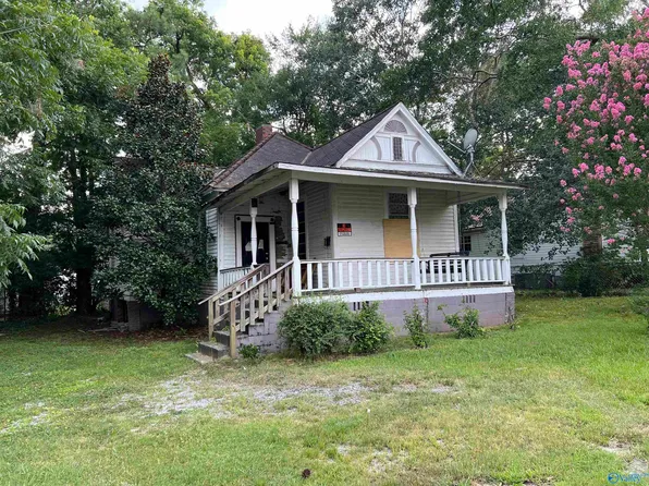 16 Sommersworth Ave, Gadsden, AL 35904