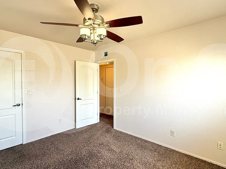 303 N Miller Rd #1005 — Photo 10
