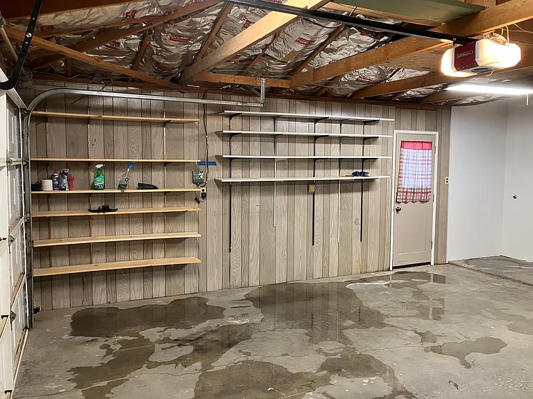 716 W Graaf Ave — Photo 19