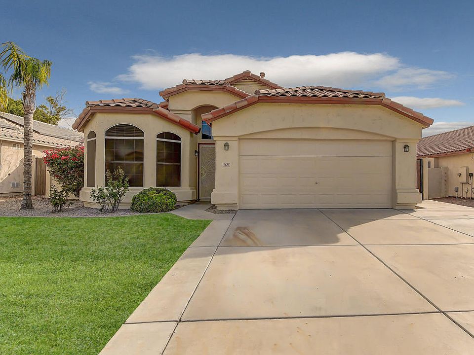 1st image of 9625 W Clara Ln
