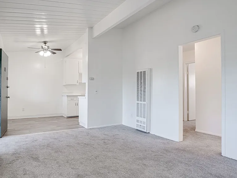 127 W Renette Ave — Photo 10