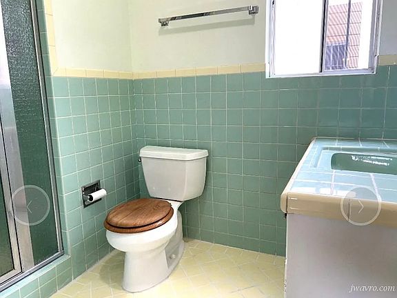 3rd image of 1738 Oakdale Ave #1738