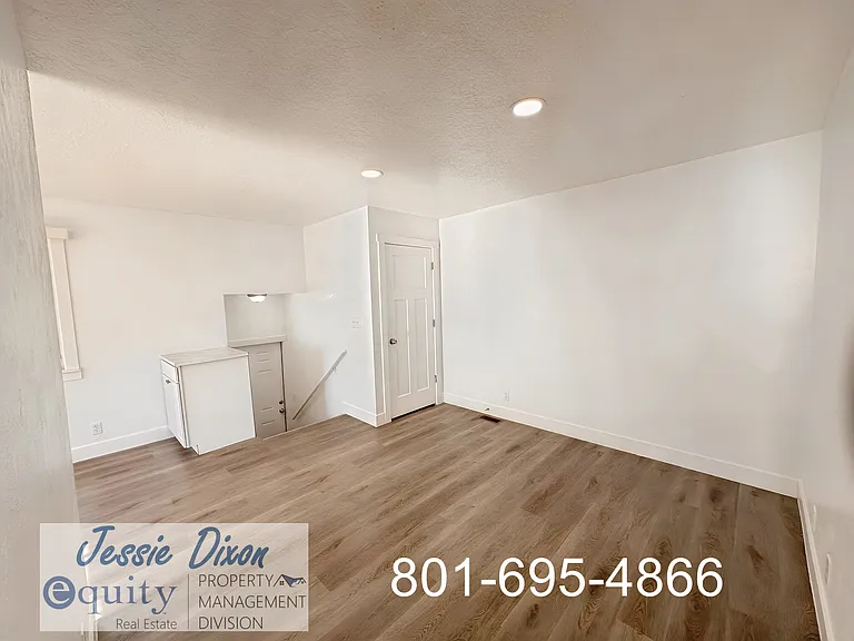 224 W 2350 N #D — Photo 6