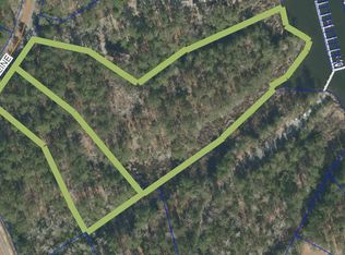 64 Shoreline Ct Lot 21 & 22, Oriental, NC 28571
