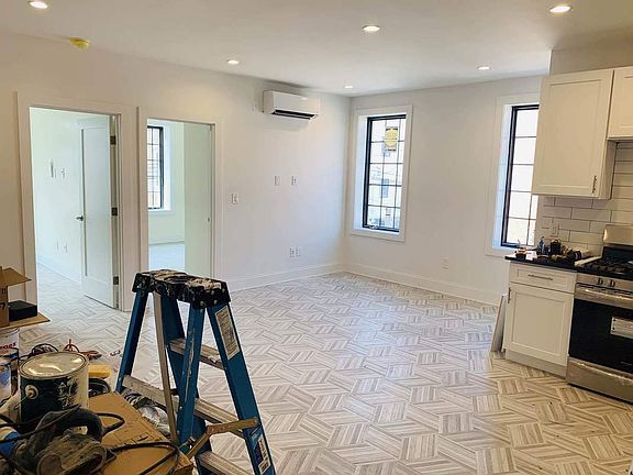3rd image of 2539 22nd St #2