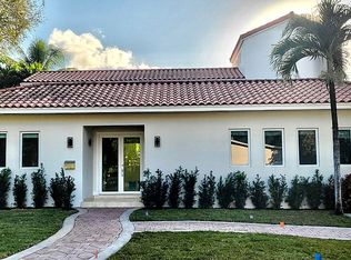 226 Pinecrest Dr, Miami Springs, FL 33166