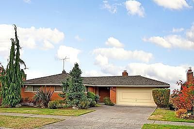 2nd image of 5933 36th Ave SW