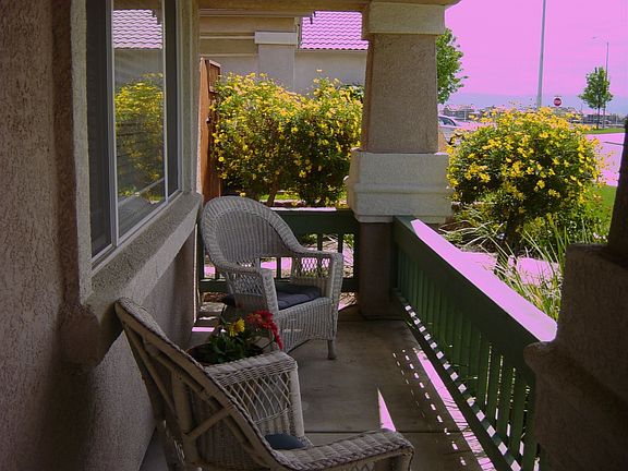 2nd image of 615 Heathrow Dr