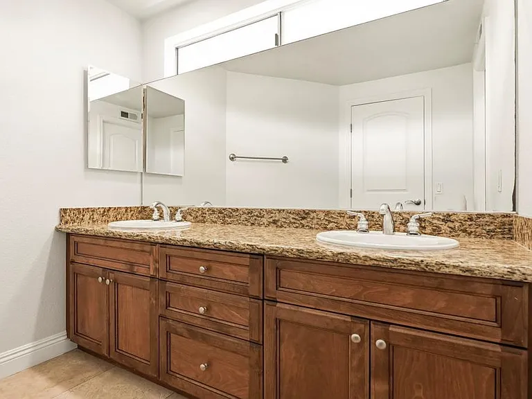 14349 Aedan Ct — Photo 30