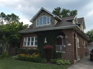 111 Central Park Ave, Wilmette, IL