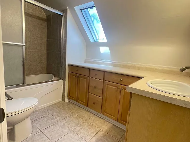 34 Grassmere Ct — Photo 21