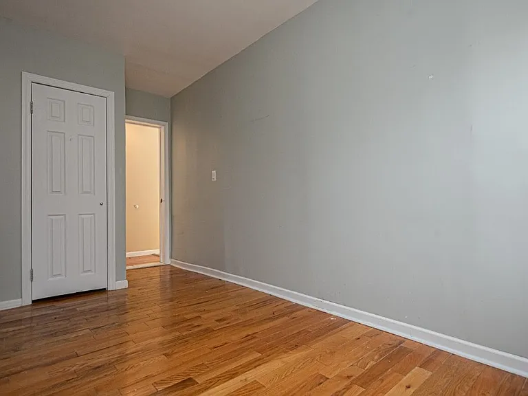 131 Osborne Ter #2F — Photo 7