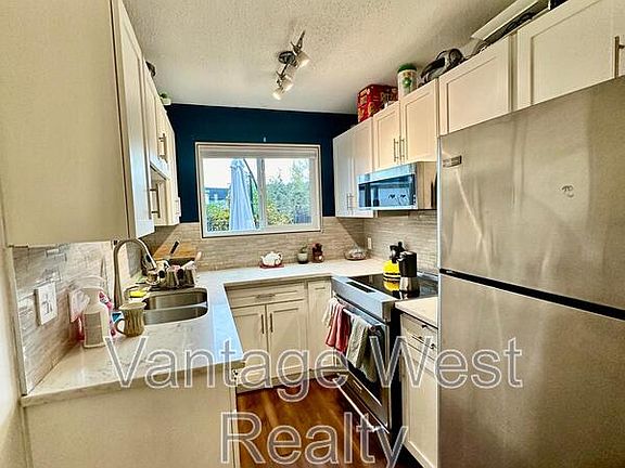 2nd image of 3135 Walnut St Unit 8