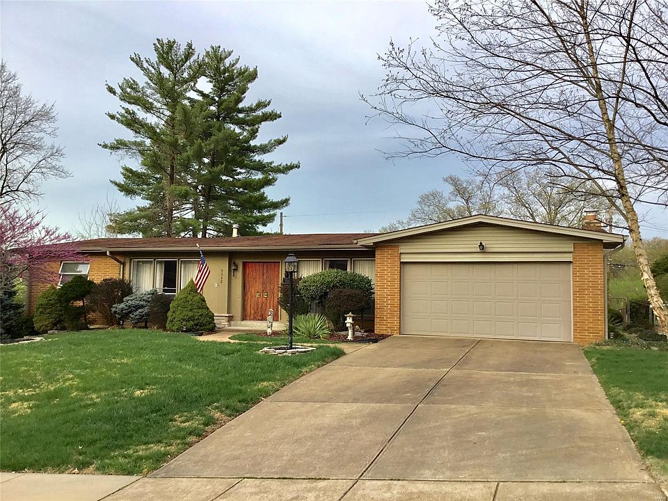 1st image of 9048 Crest Oak Ln