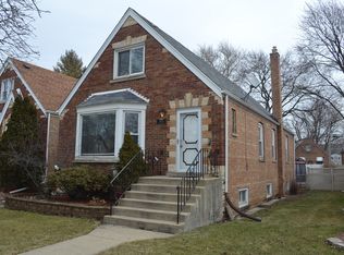 9539 S Hamlin Ave, Evergreen Park, IL 60805