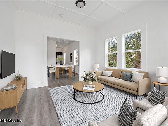4th image of 3116 THELMA Street