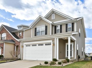 3321 Timbercross Pl, Saint Charles, MO 63301