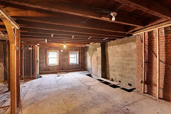 Sold by Stribling | media 4