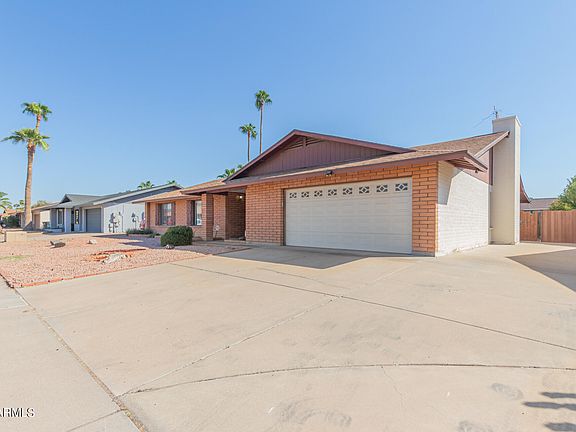 2nd image of 215 E HELENA Drive