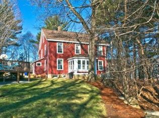 90 Chestnut St, Lynnfield, MA 01940