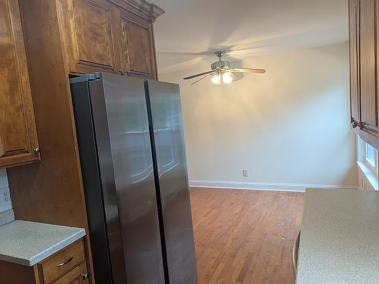 2118 N Palmer St — Photo 7