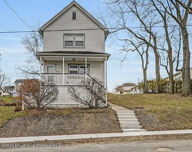 2725 Cedar Ave