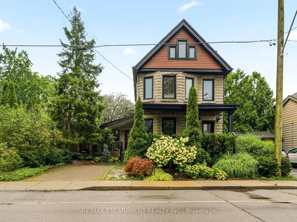359 Herkimer St, Hamilton, ON L8P 2J2