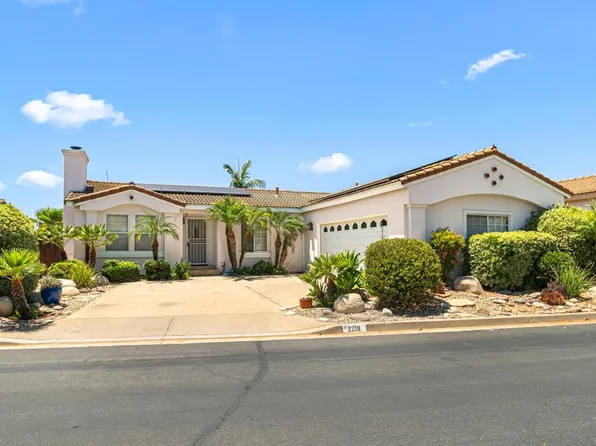 2218 Galvani Ln, Vista, CA 92084