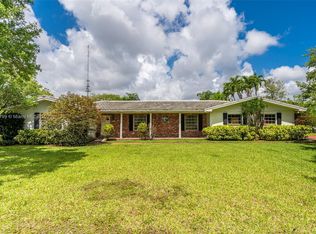 21800 SW 152nd Ave, Miami, FL 33170