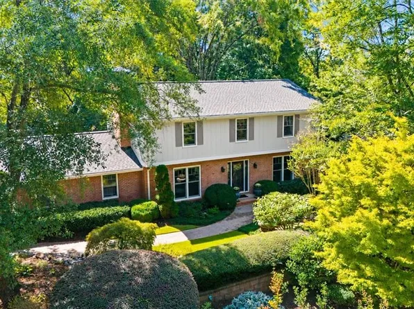 305 Wickerberry Ln, Roswell, GA 30075