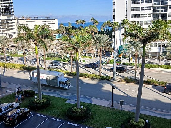 4th image of 1893 S Ocean Drive #609