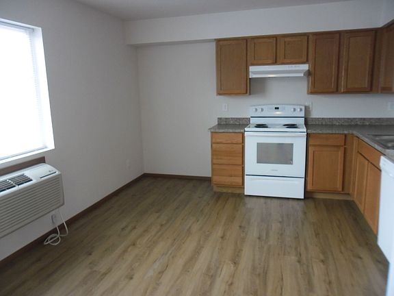 4th image of 107 E H St #302-B