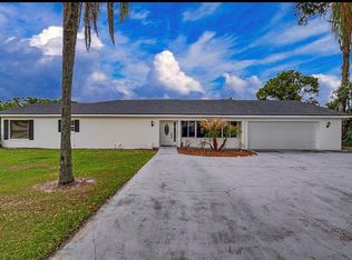 723 W Pinedale Dr, Plant City, FL 33563