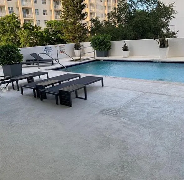 444 NE 30th St #51 — Photo 14
