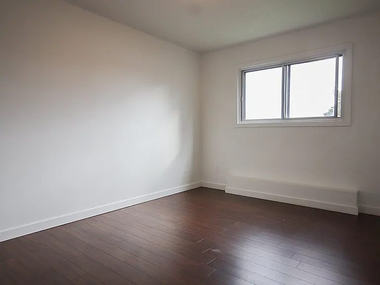 475 Lancaster St W #37 — Photo 11