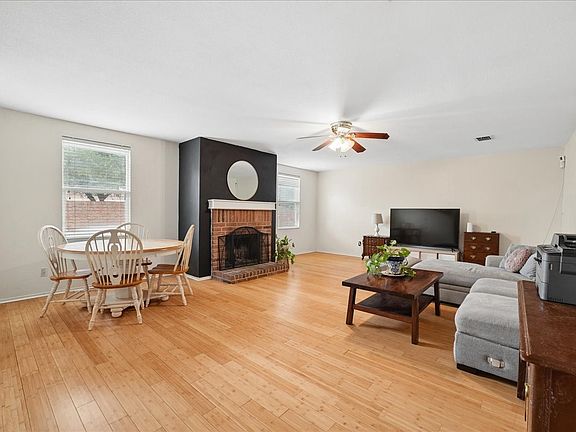 4th image of 1417 Englewood Dr