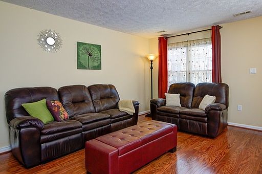 1st image of 7705 Wolford Way