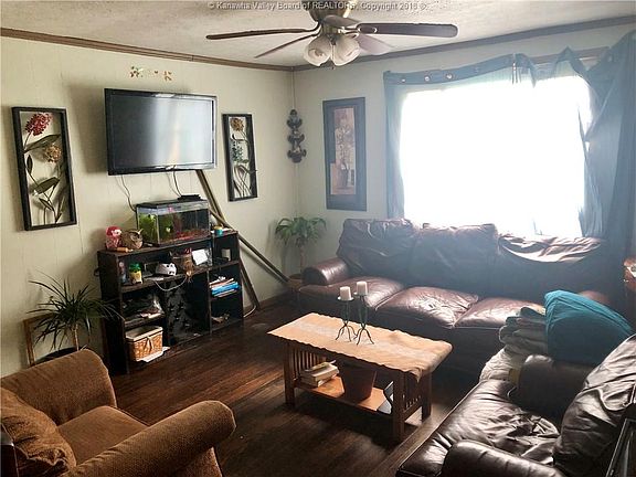 2nd image of 758 Campbells Creek Dr
