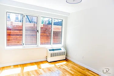 Rented by Urban Realty NYC