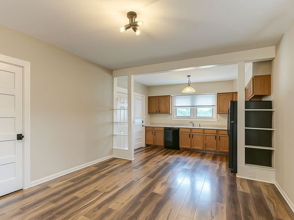 120 King William St #1