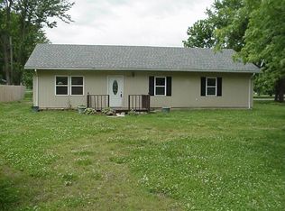 405 N Ohio St, Green Ridge, MO 65332