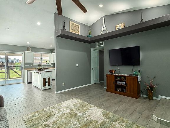 4th image of 6453 E Julep St