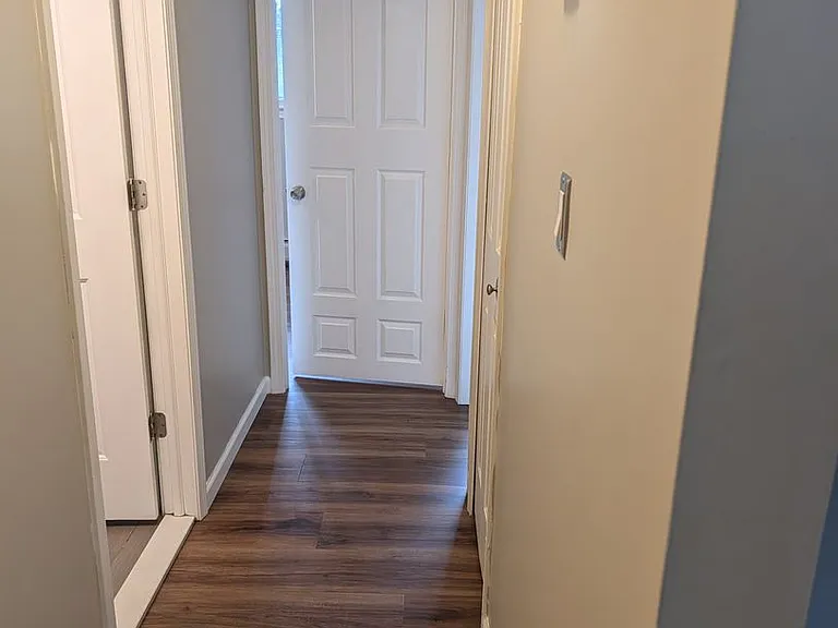 1121 Poplar St — Photo 13
