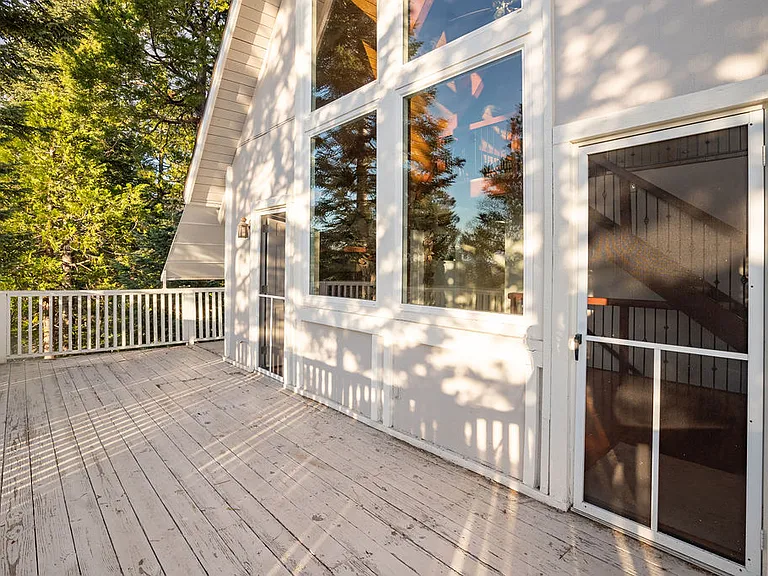 521 Pioneer Rd — Photo 44