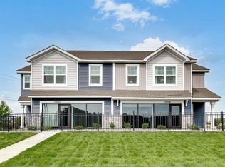 2021 Clearwater Ter, Shakopee, MN 55379