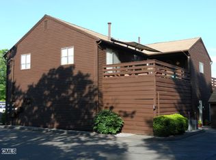31 Trolley Cir, Milford, CT 06460